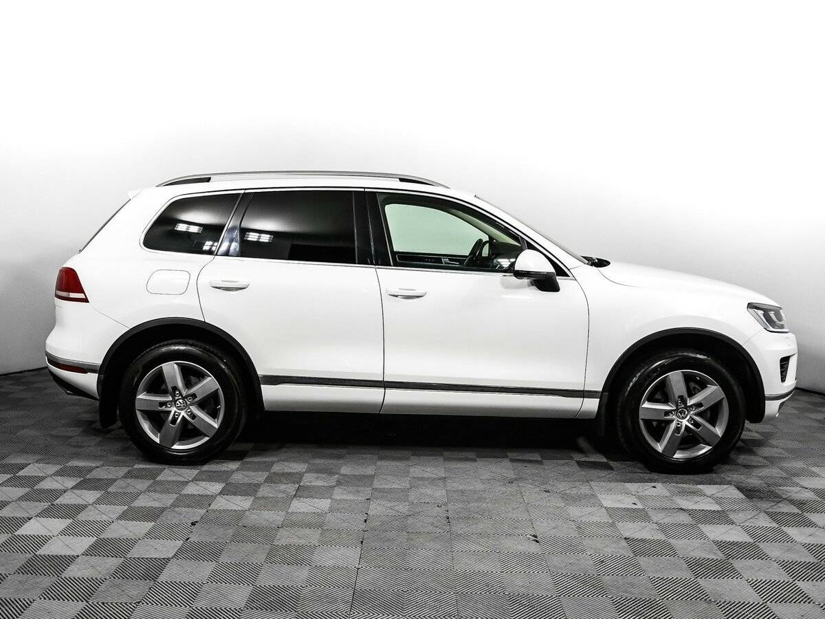 Volkswagen Touareg, 2014 - фото №4