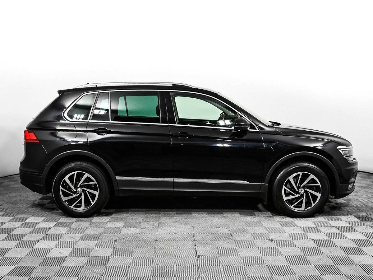 Volkswagen Tiguan, 2018 - фото №4