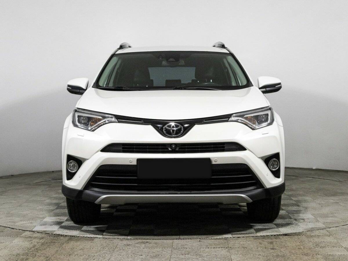 Toyota RAV4, 2018 - фото №2