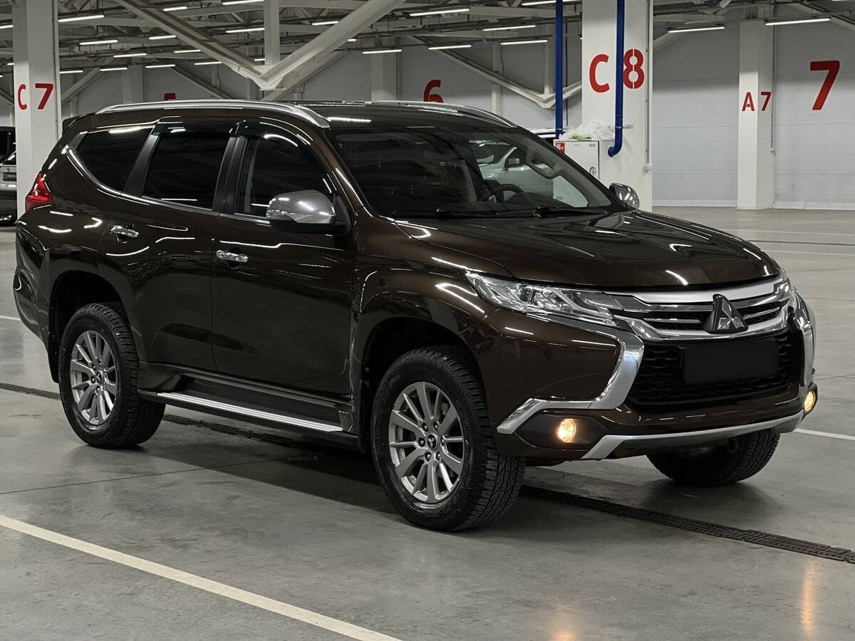 Mitsubishi Pajero Sport, 2018 - фото №3
