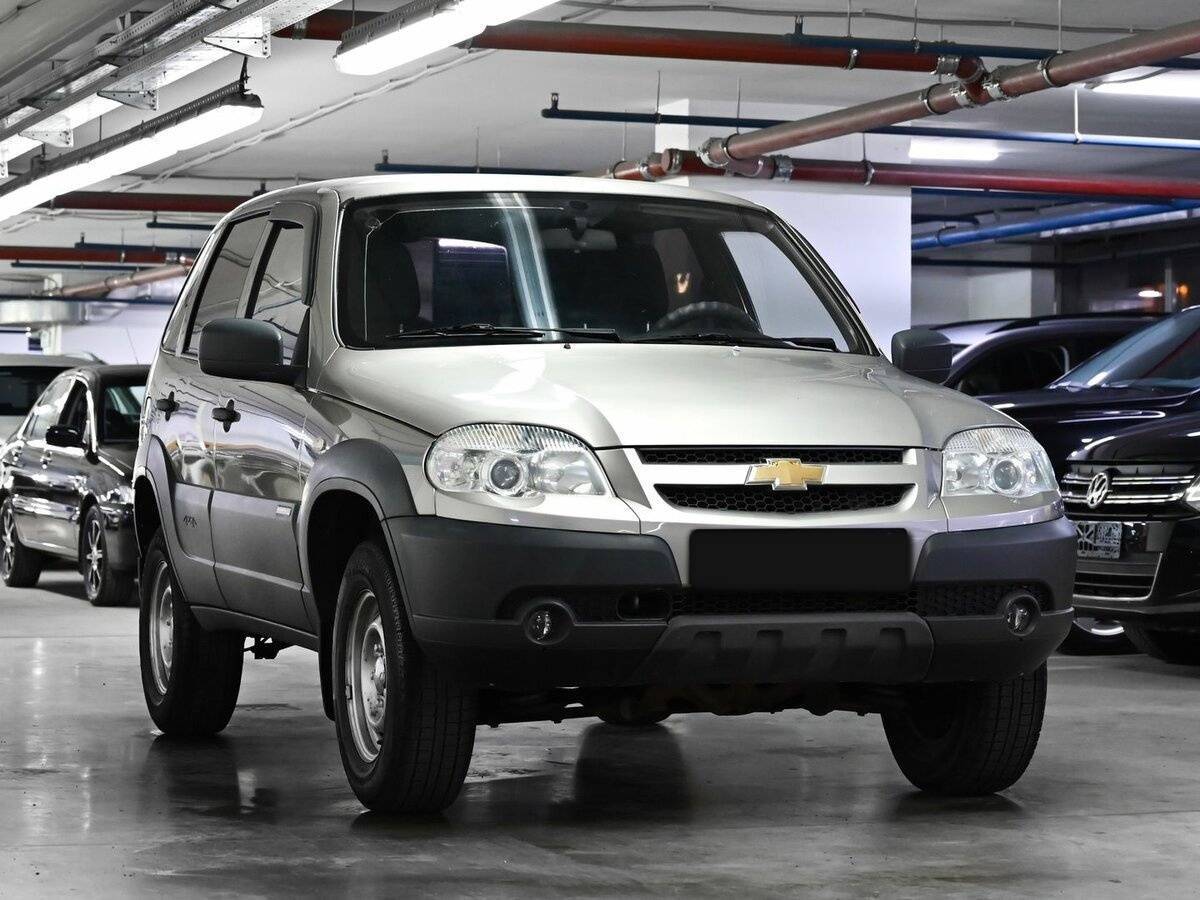 Chevrolet Niva, 2014 - фото №2