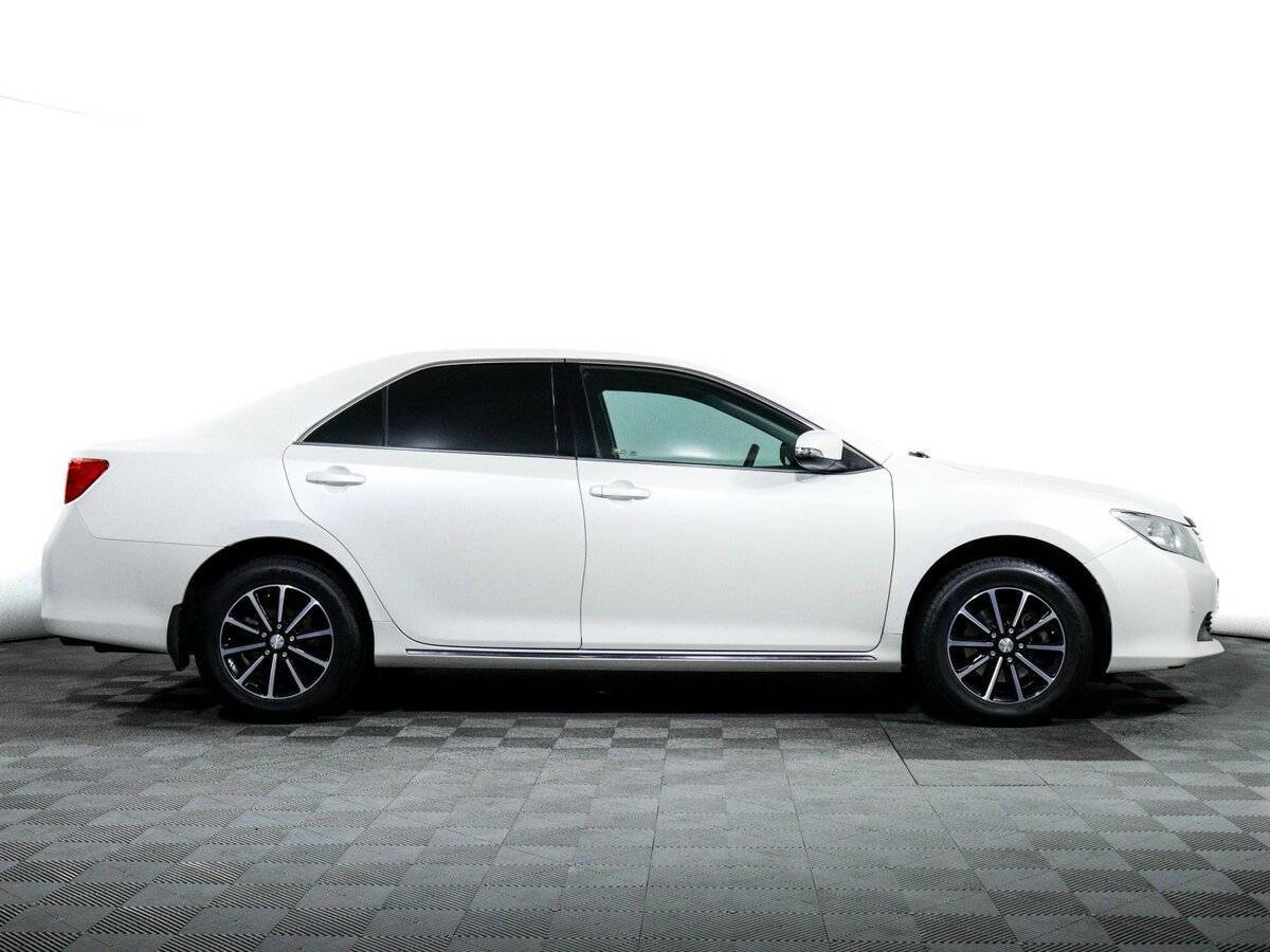 Toyota Camry, 2013 - фото №4