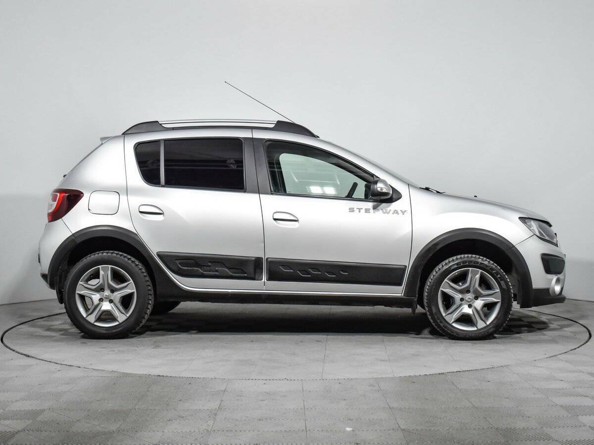 Renault Sandero Stepway, 2017 - фото №4