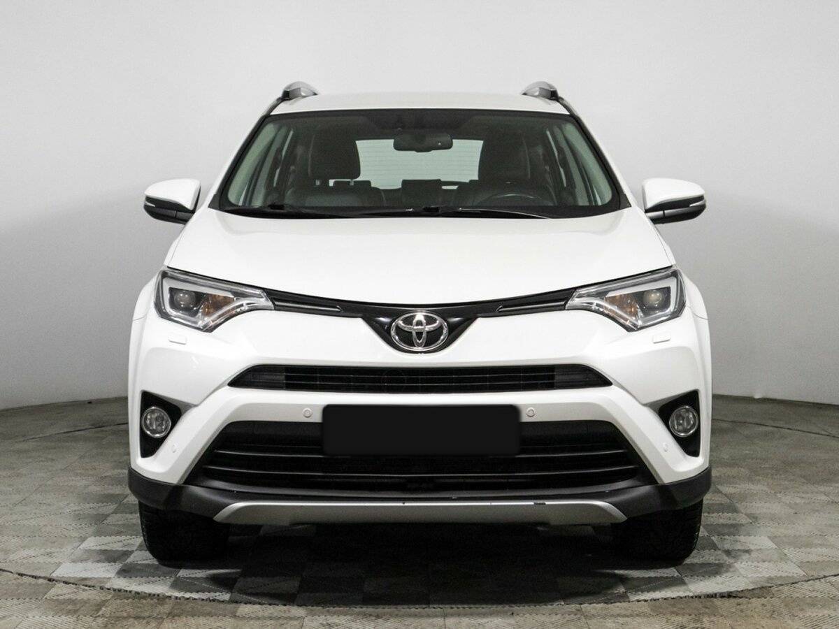 Toyota RAV4, 2018 - фото №2