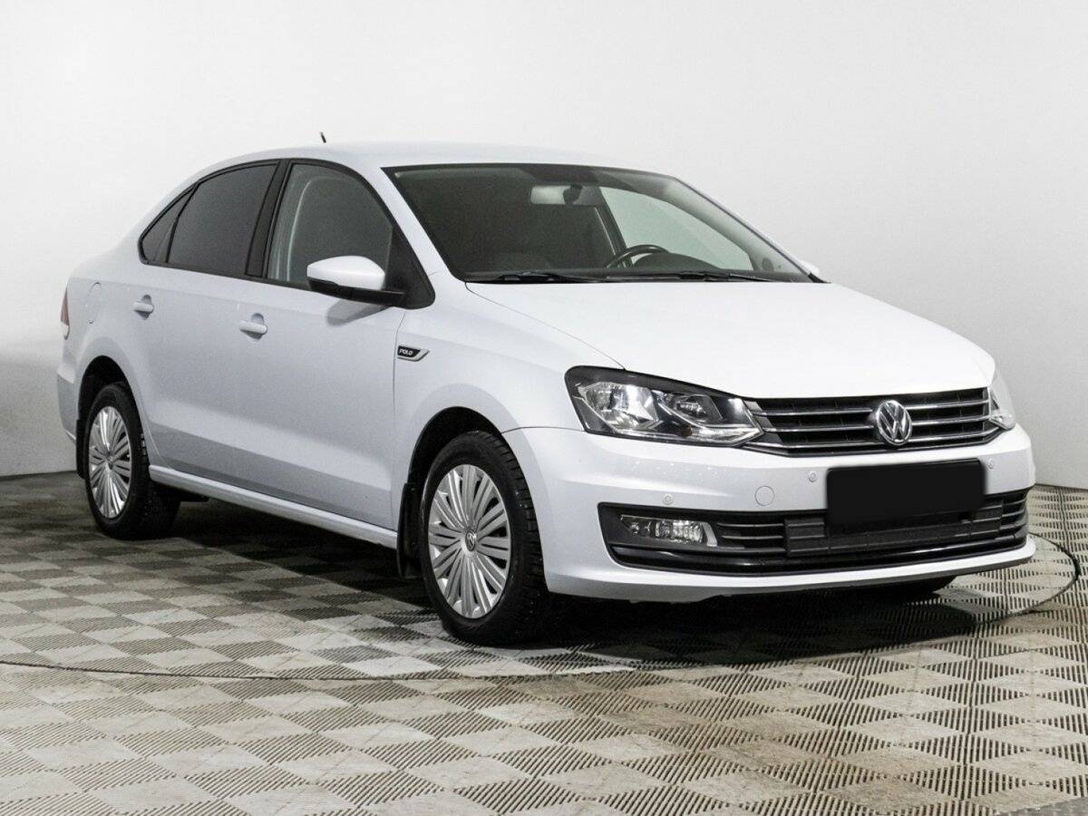 Volkswagen Polo, 2018 - фото №3