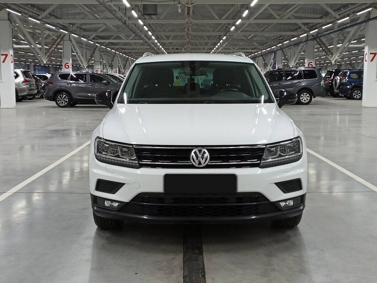 Volkswagen Tiguan, 2019 - фото №2