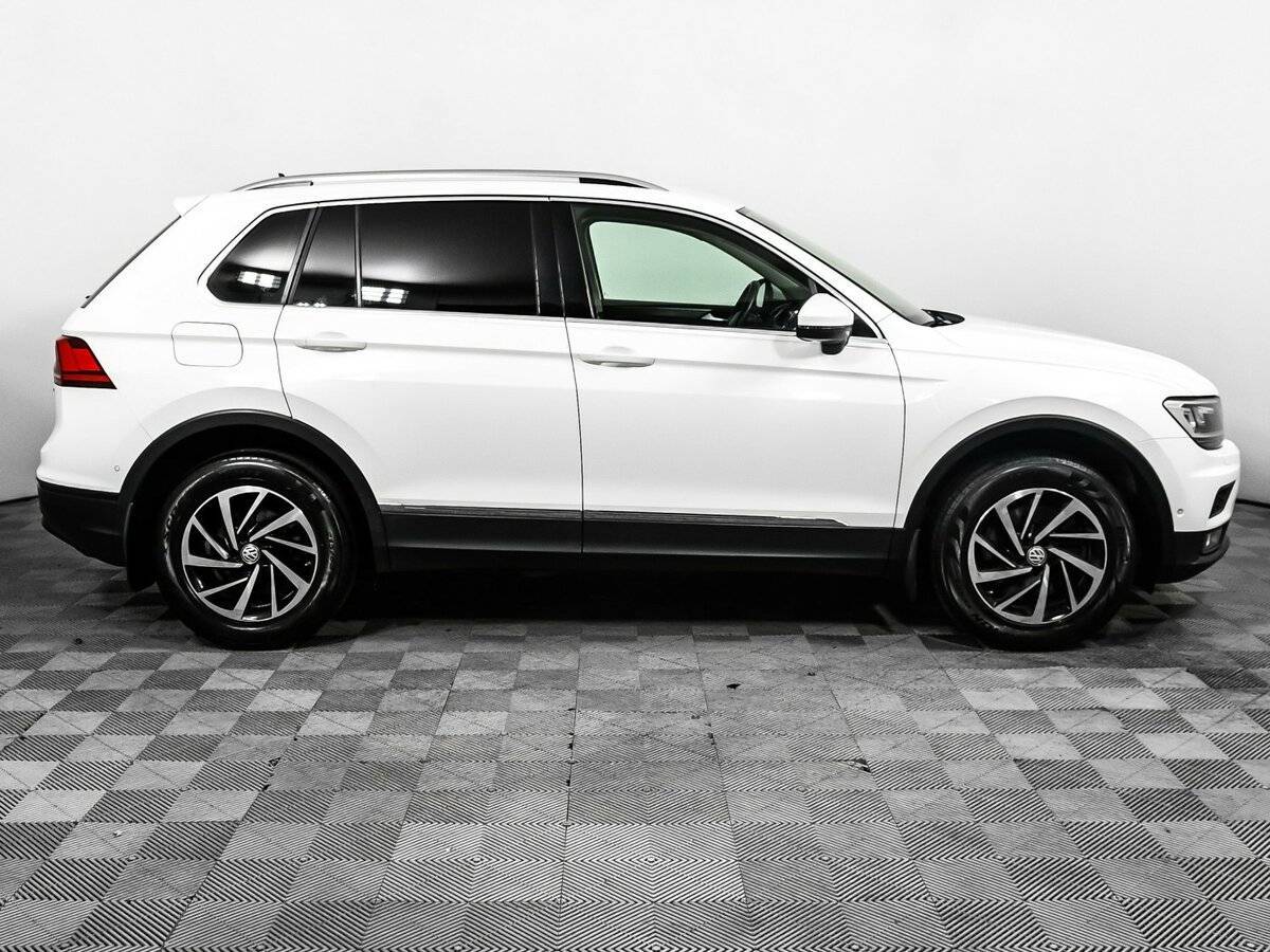 Volkswagen Tiguan, 2018 - фото №4
