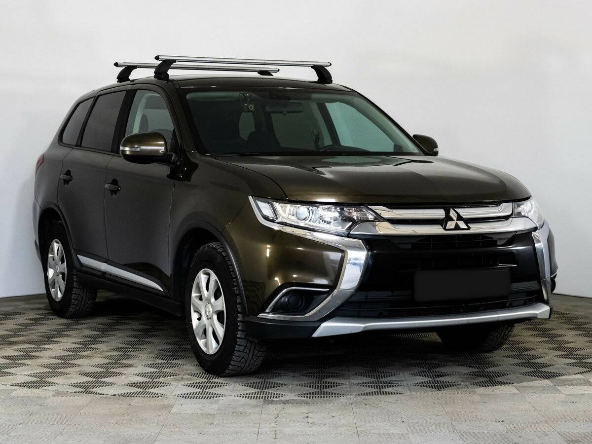Mitsubishi Outlander, 2018 - фото №3