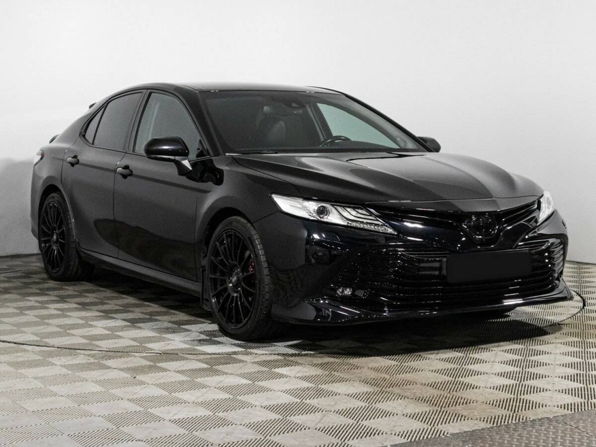 Toyota Camry, 2018 - фото №3