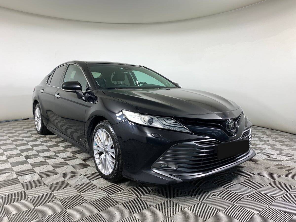 Toyota Camry, 2018 - фото №3