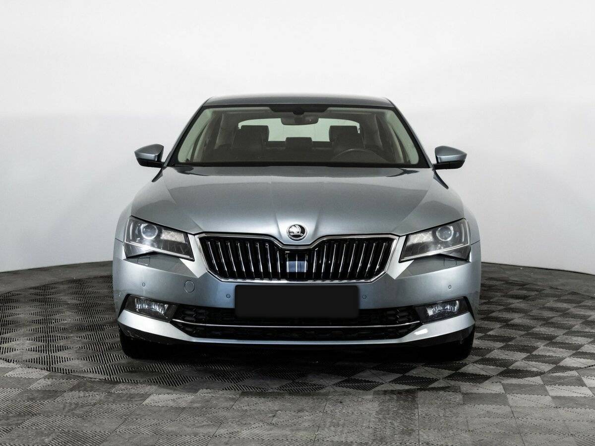 Skoda Superb, 2017 - фото №2