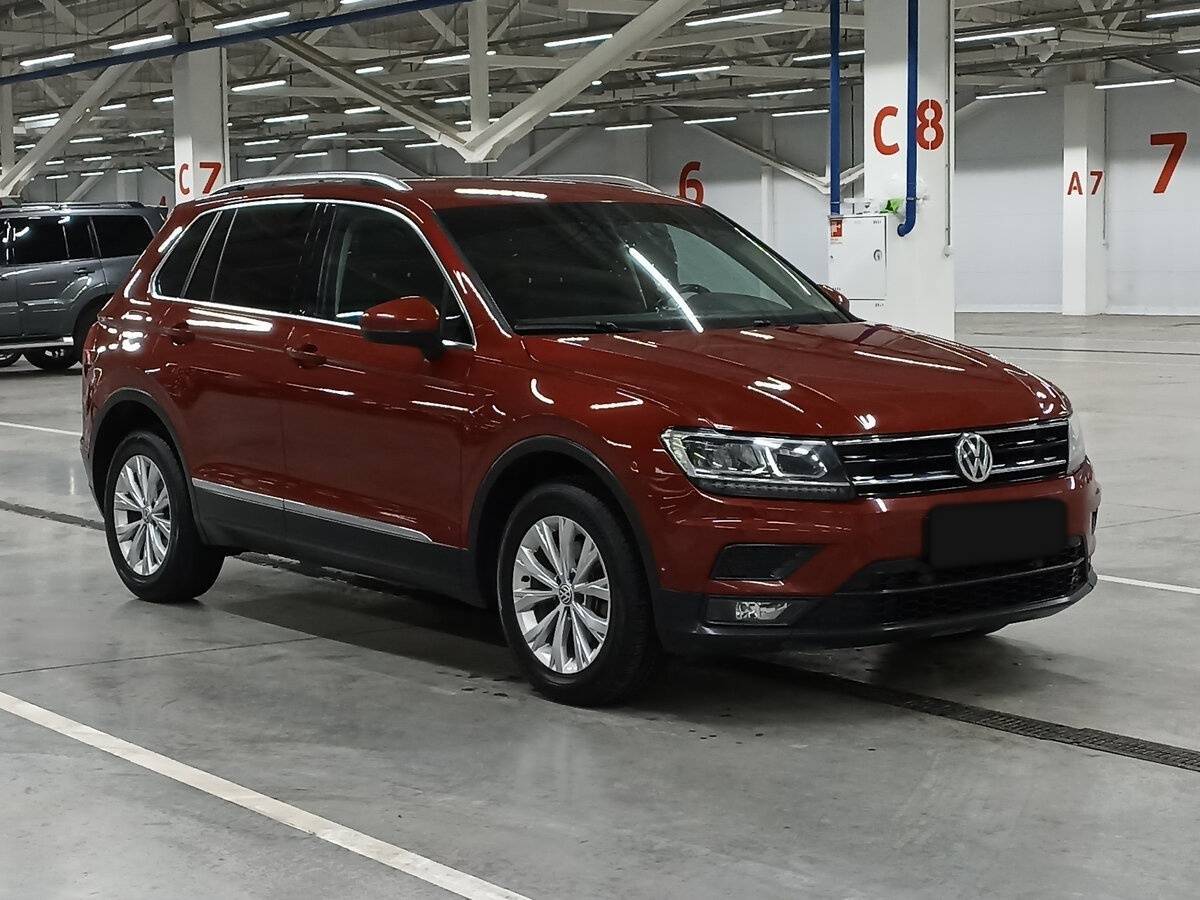 Volkswagen Tiguan, 2018 - фото №3