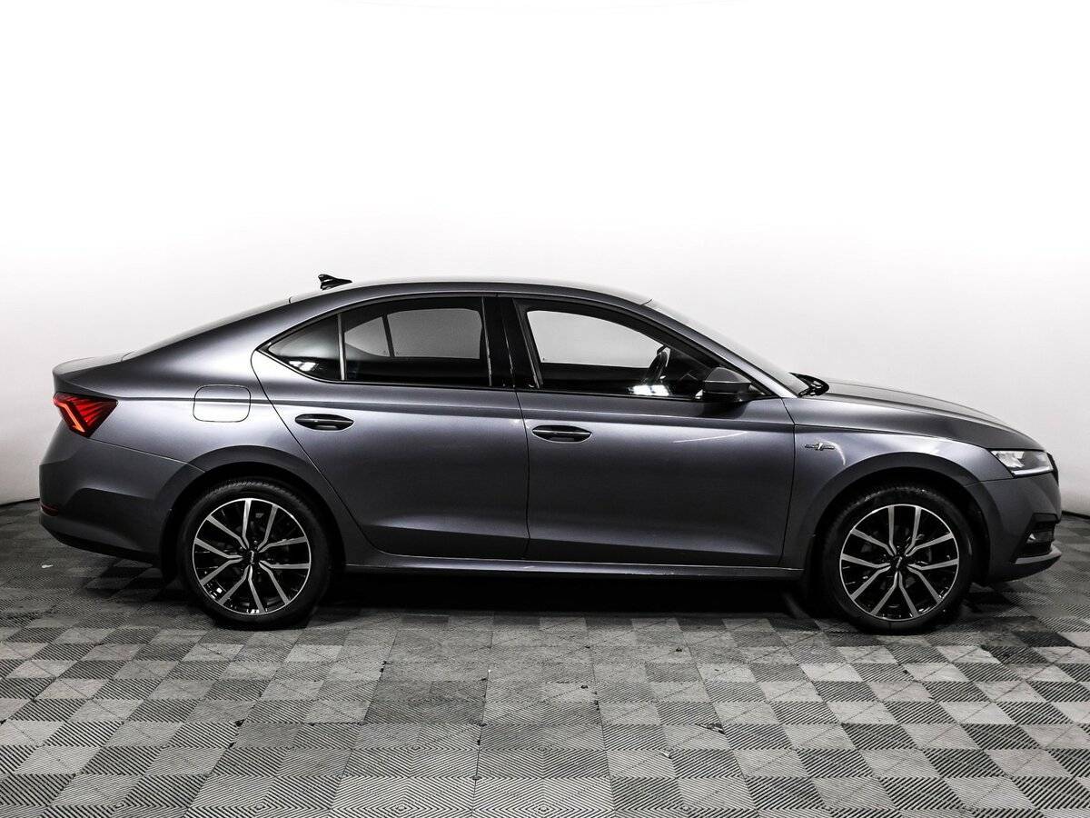 Skoda Octavia, 2021 - фото №4