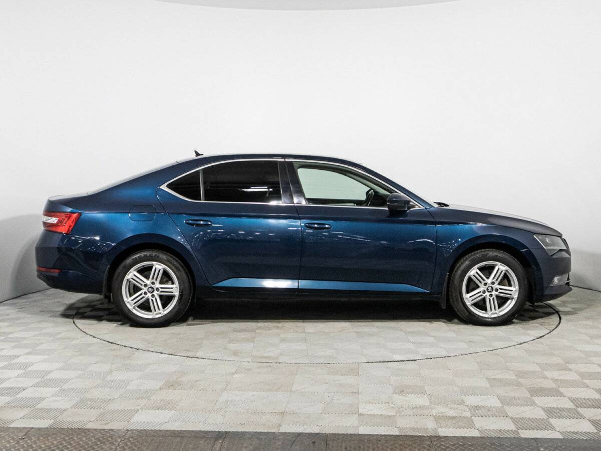 Skoda Superb, 2015 - фото №4