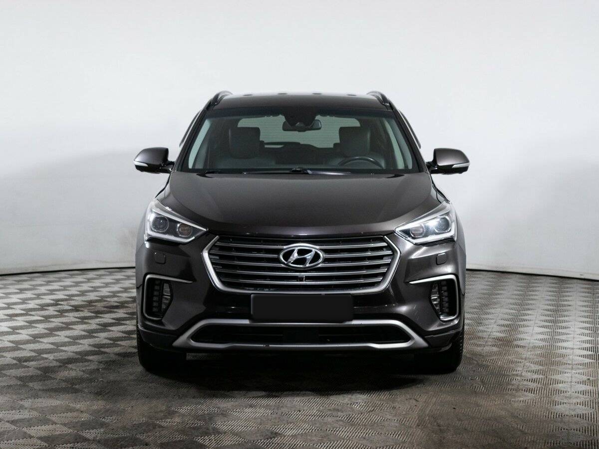 Hyundai Santa Fe Grand, 2017 - фото №2