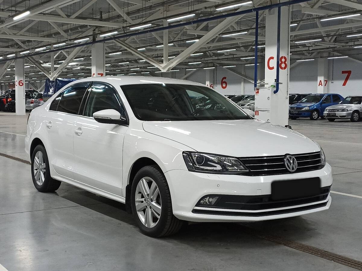 Volkswagen Jetta, 2015 - фото №3