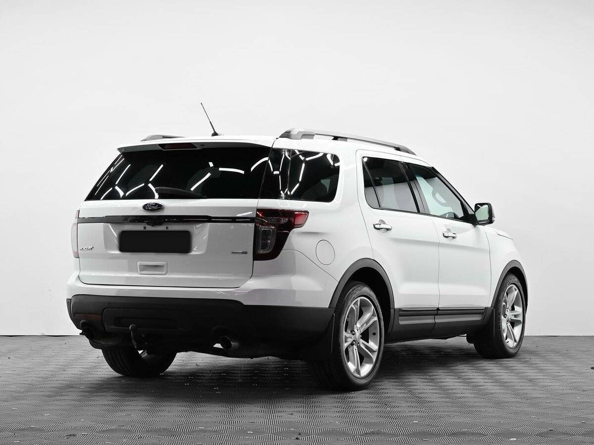 Ford Explorer Sport, 2013 - фото №4