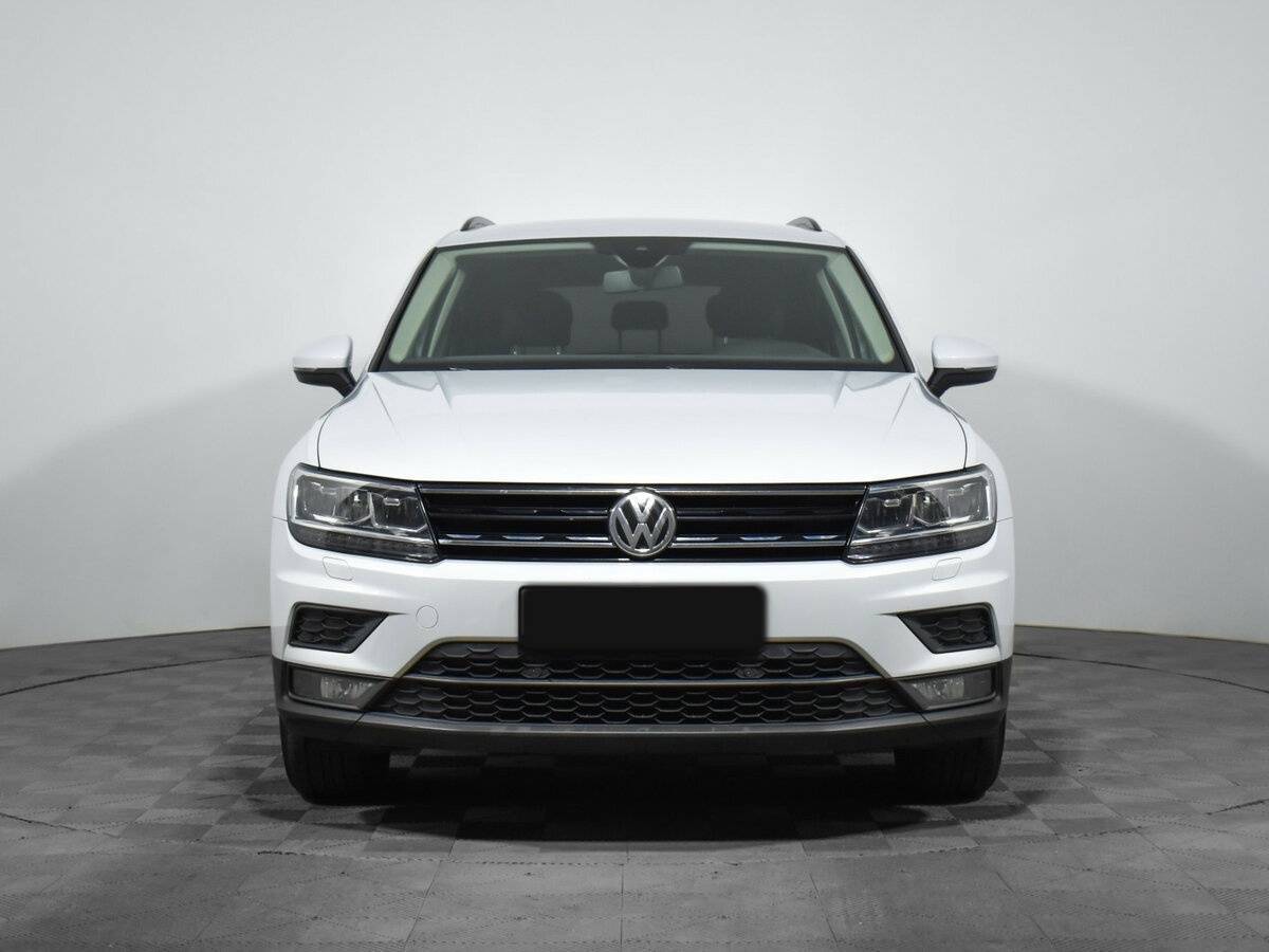Volkswagen Tiguan, 2019 - фото №2