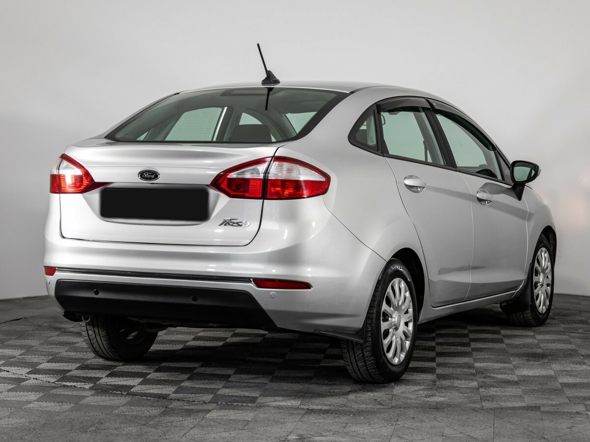 Ford Fiesta Mk6 Рестайлинг, 2016 - фото №4