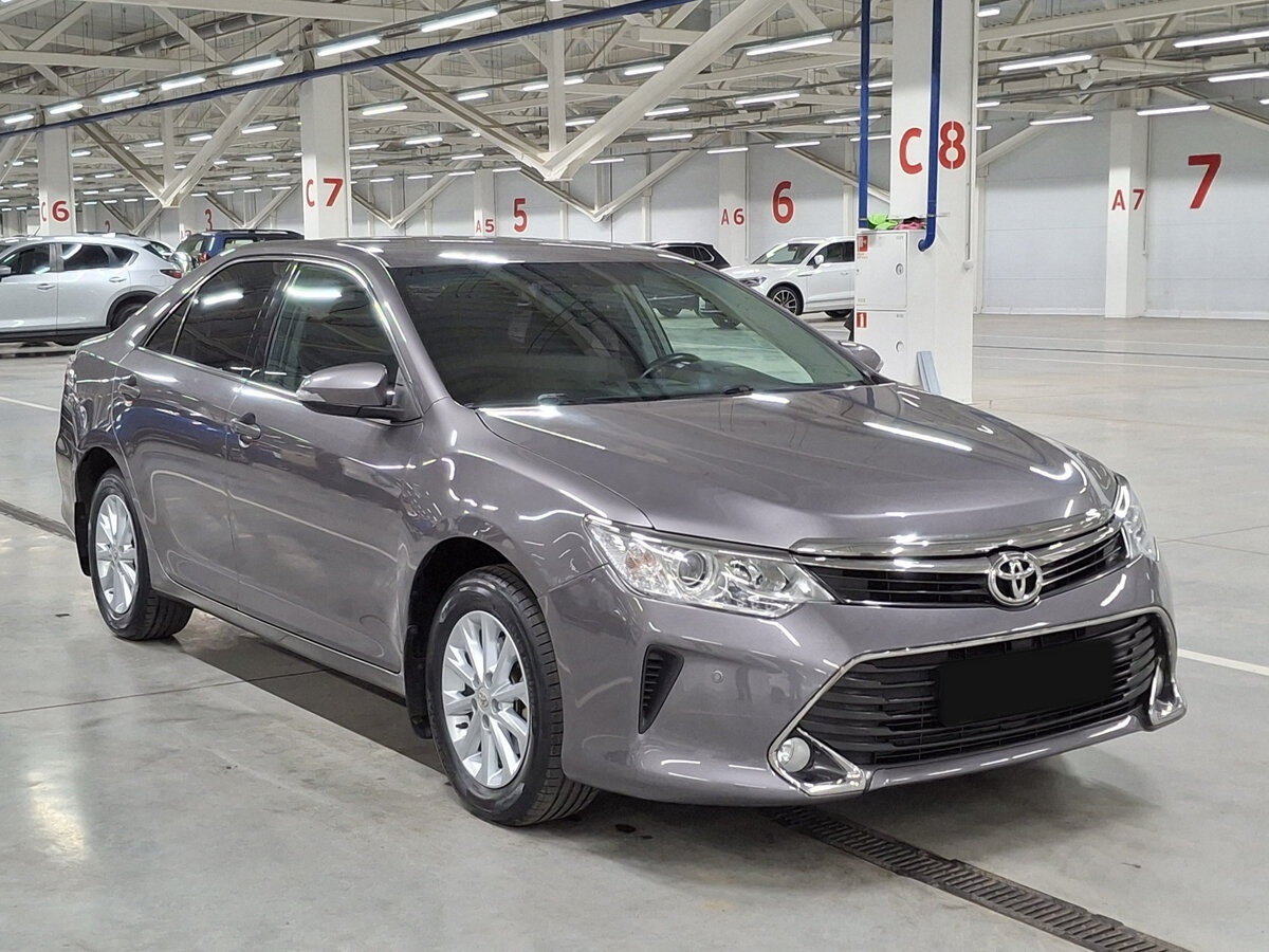 Toyota Camry VII (XV50) Рестайлинг, 2016 - фото №3