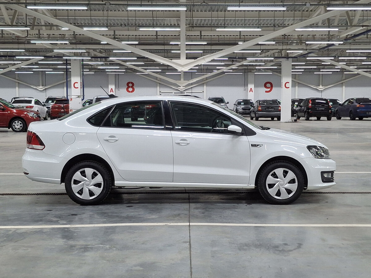 Volkswagen Polo V Рестайлинг, 2019 - фото №4