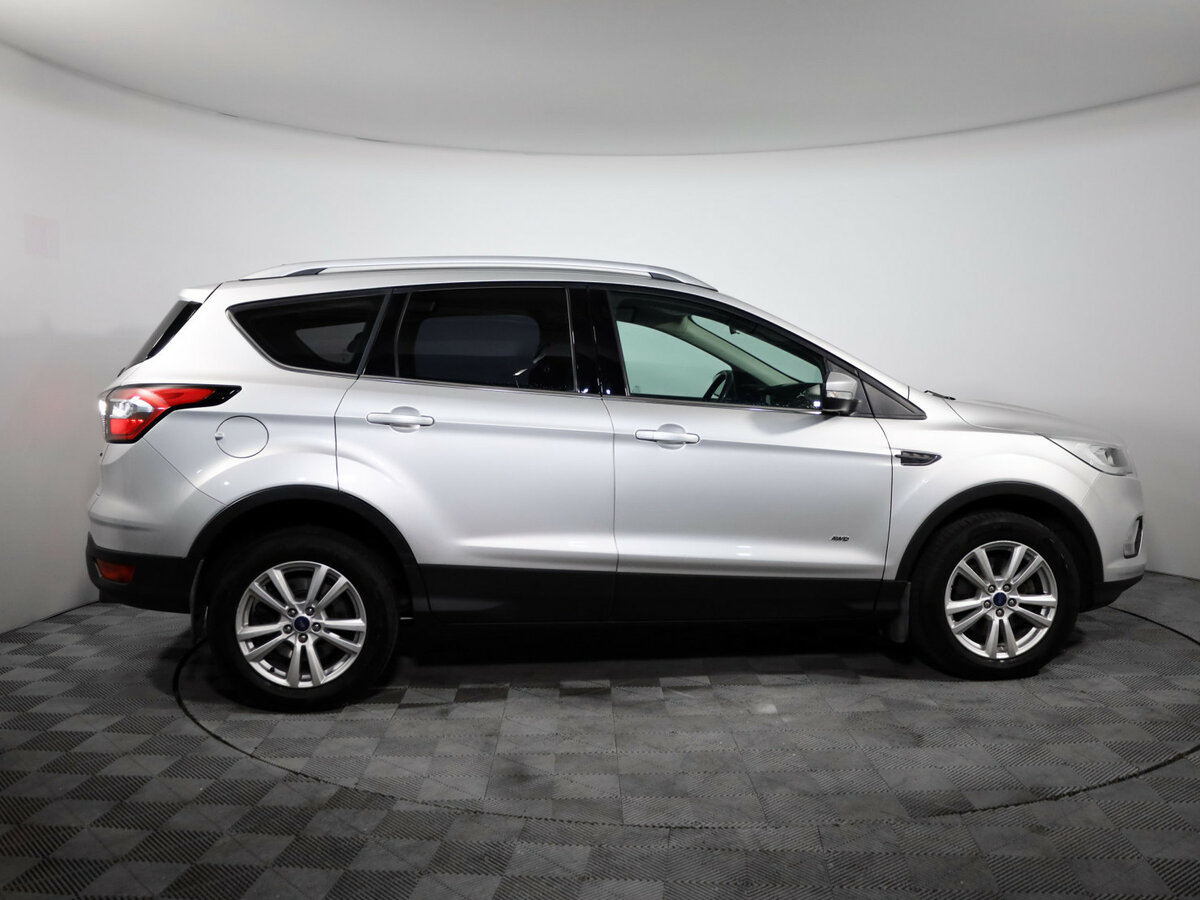 Ford Kuga II Рестайлинг, 2018 - фото №4