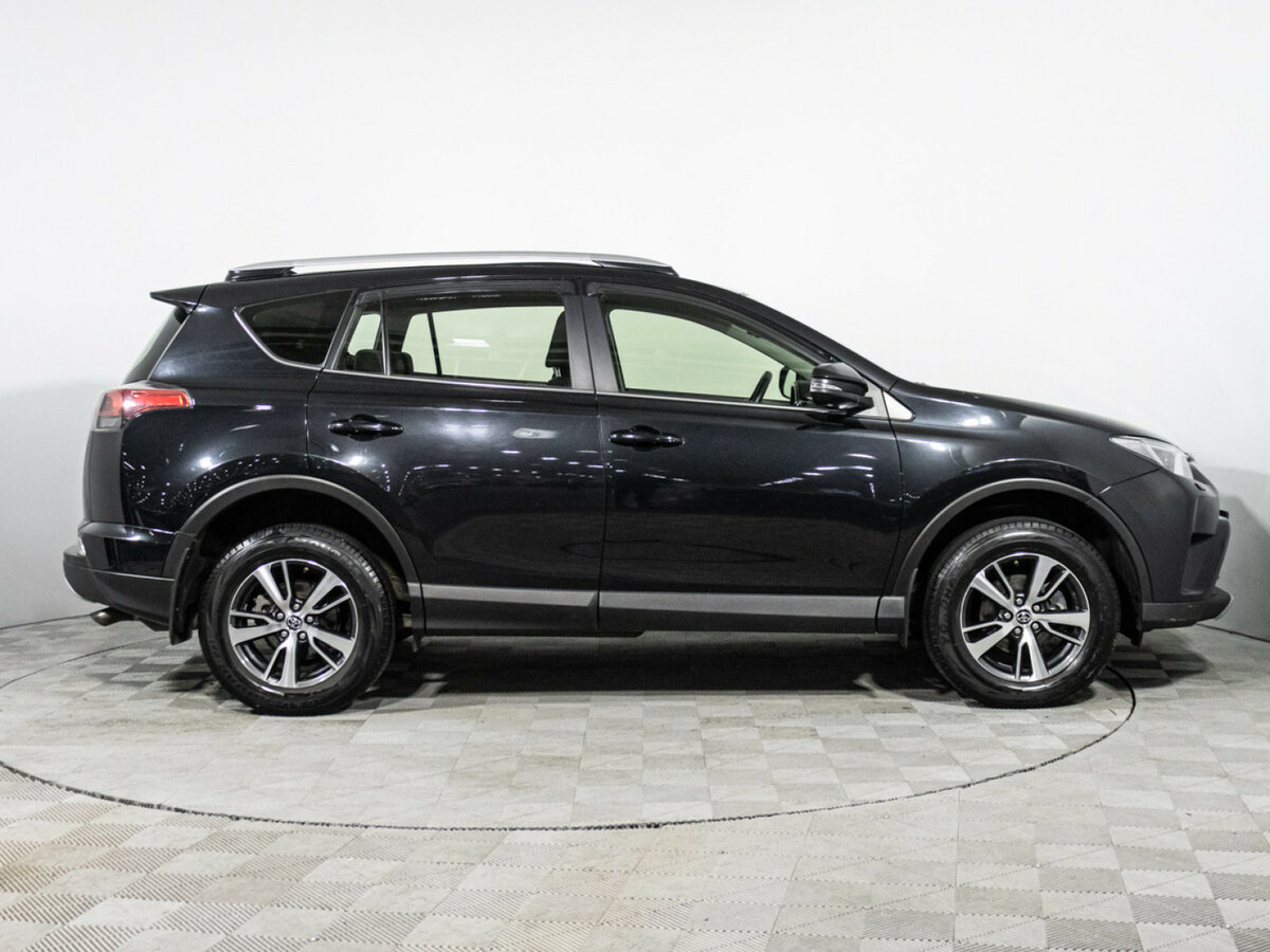 Toyota RAV4 IV (XA40) Рестайлинг, 2016 - фото №4
