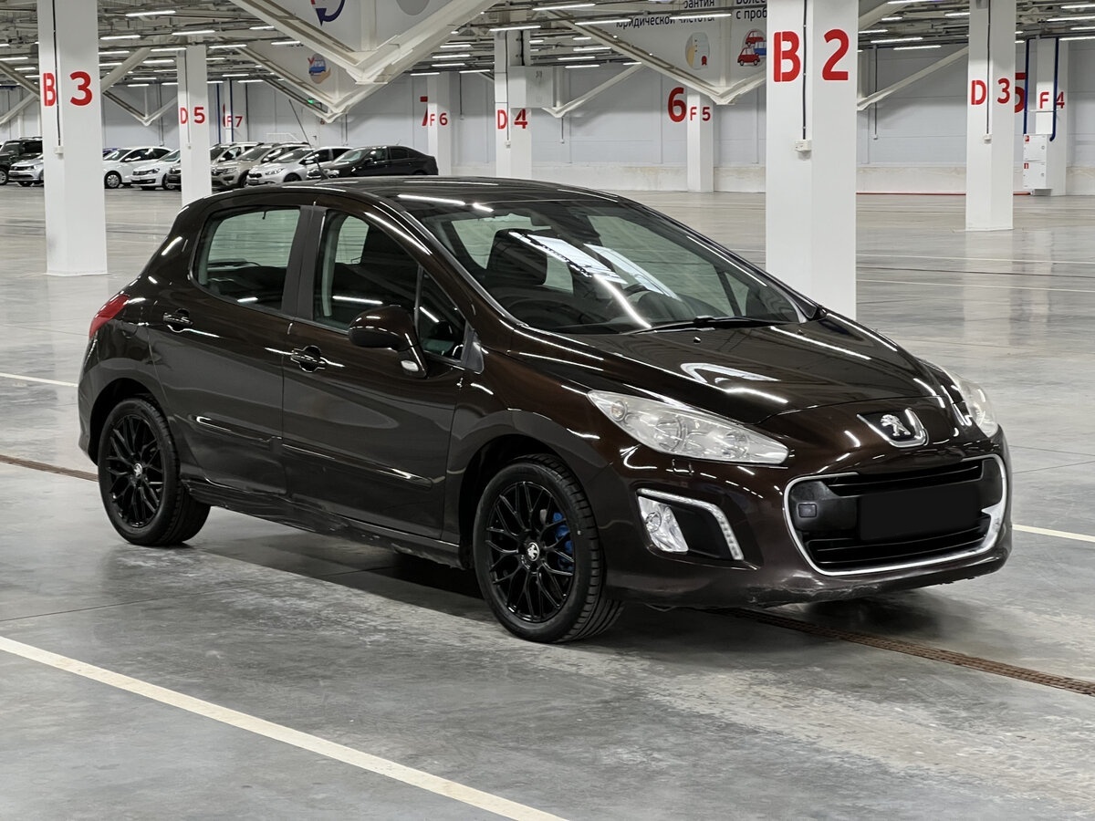Peugeot 308 I Рестайлинг, 2012 - фото №3