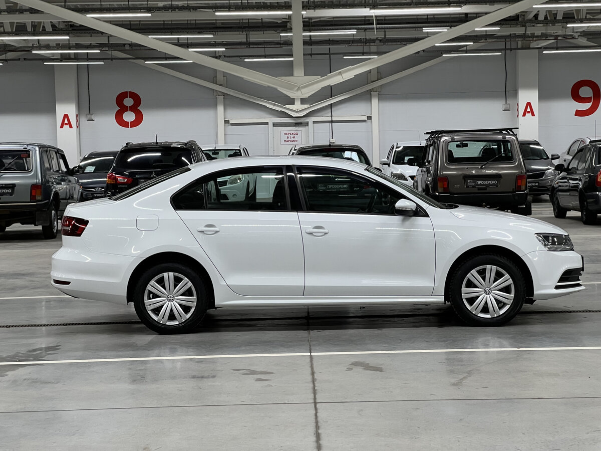 Volkswagen Jetta VI Рестайлинг, 2016 - фото №4
