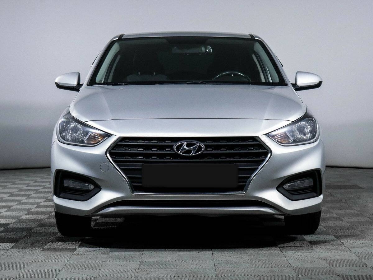 Hyundai Solaris II, 2018 - фото №2