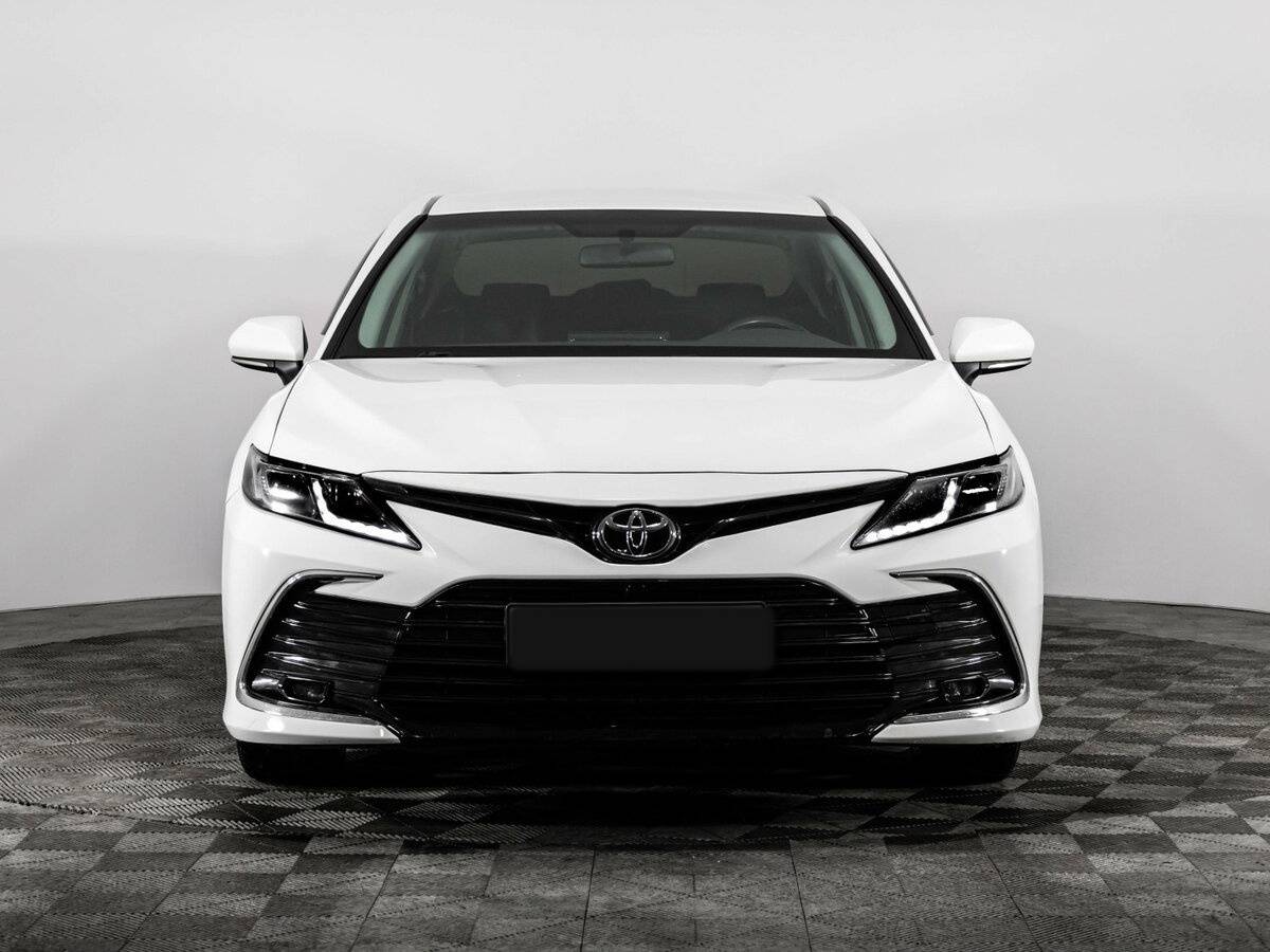 Toyota Camry VIII (XV70) Рестайлинг, 2021 - фото №2