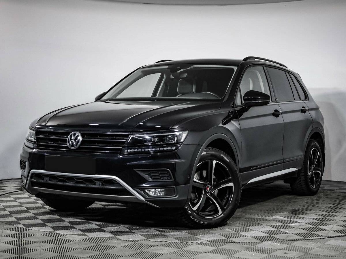 Volkswagen Tiguan II, 2019 - фото №1