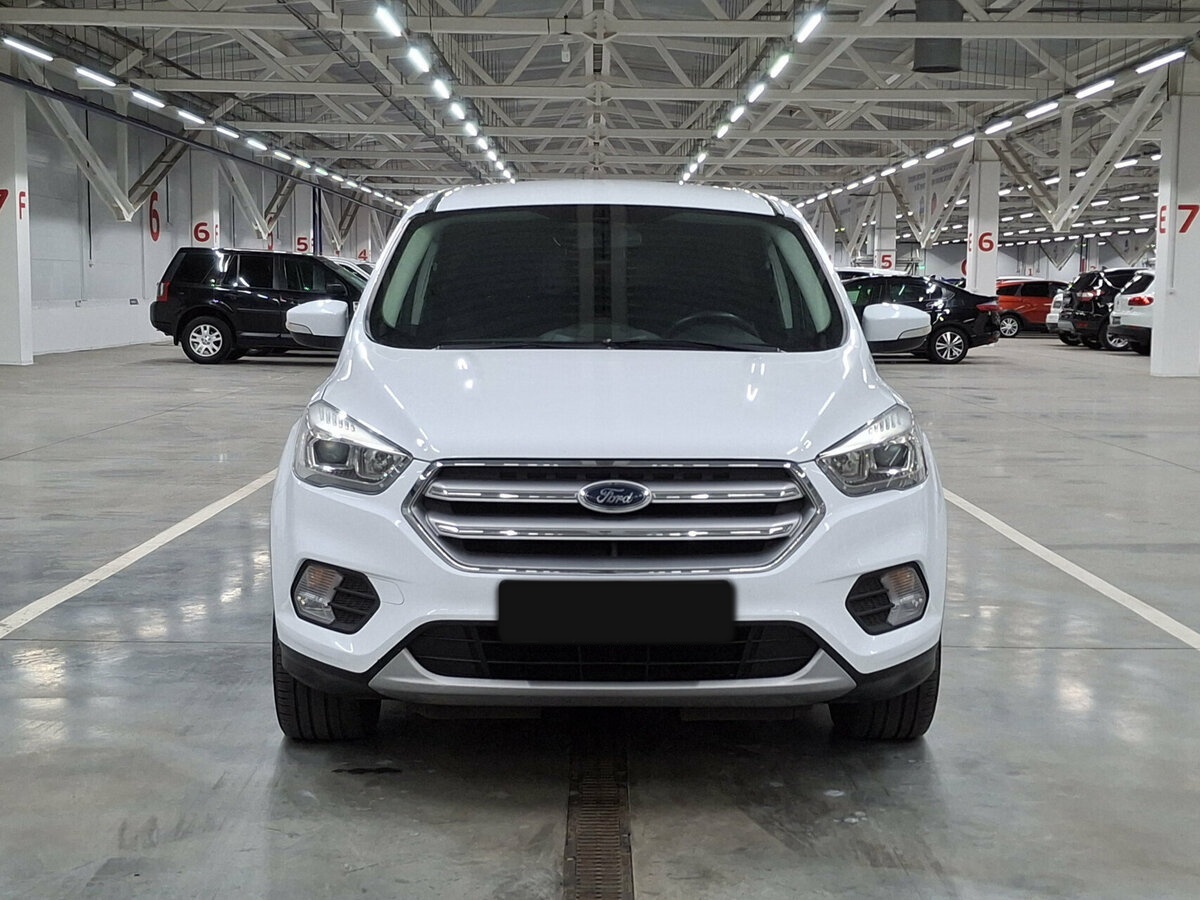 Ford Kuga II Рестайлинг, 2018 - фото №2