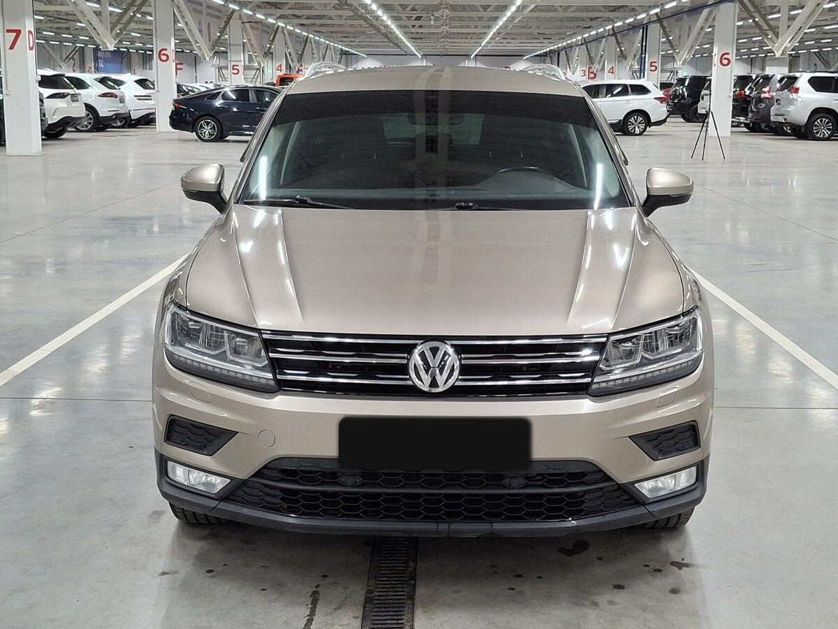 Volkswagen Tiguan II, 2017 - фото №2