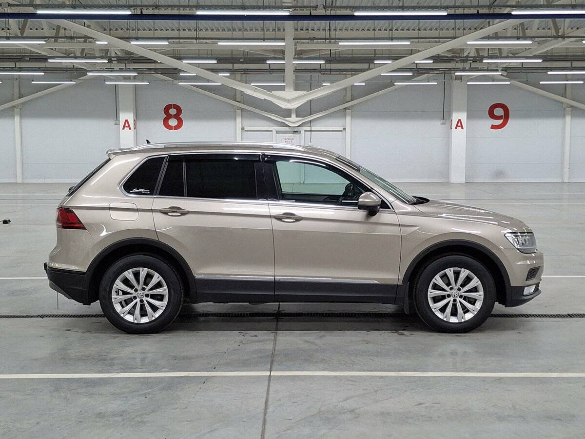 Volkswagen Tiguan II, 2017 - фото №4