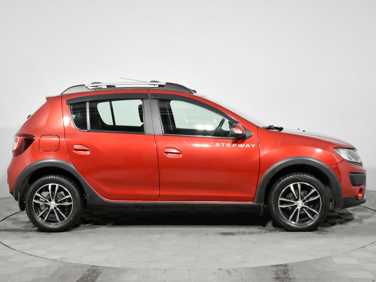 Renault Sandero Stepway II, 2016 - фото №4