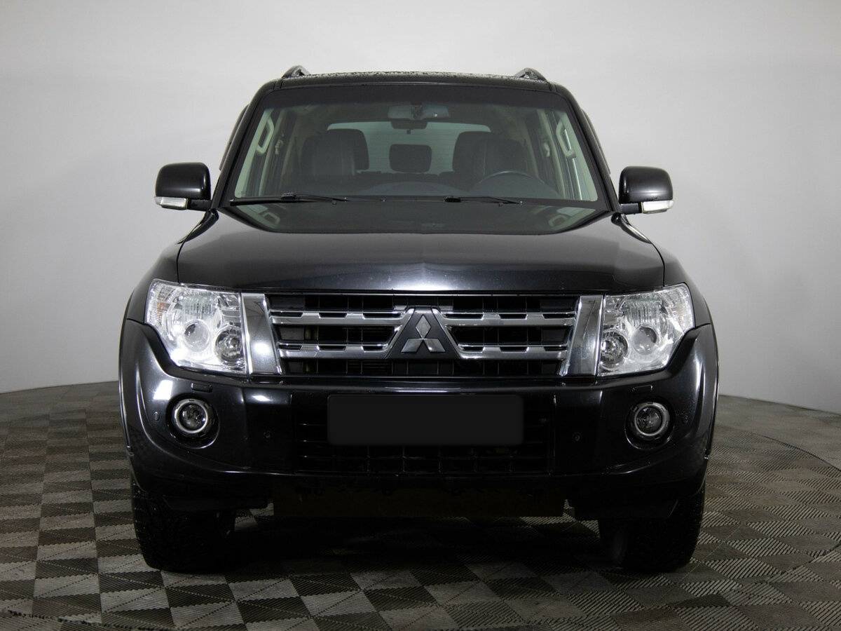 Mitsubishi Pajero IV Рестайлинг 1, 2013 - фото №2