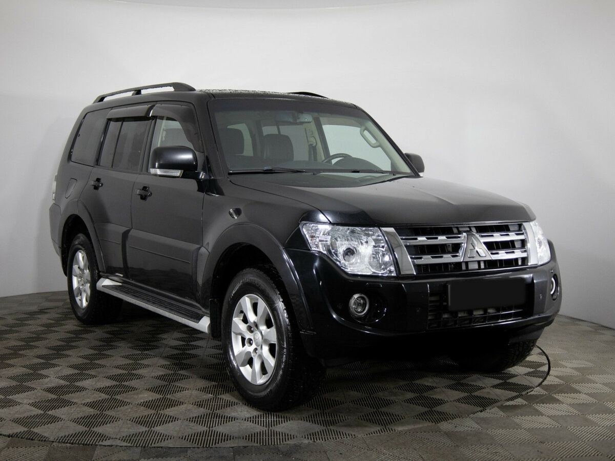 Mitsubishi Pajero IV Рестайлинг 1, 2013 - фото №3