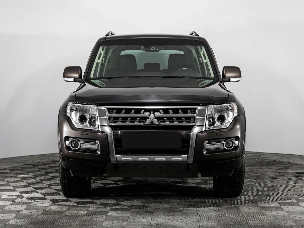 Mitsubishi Pajero IV Рестайлинг 2, 2017 - фото №3