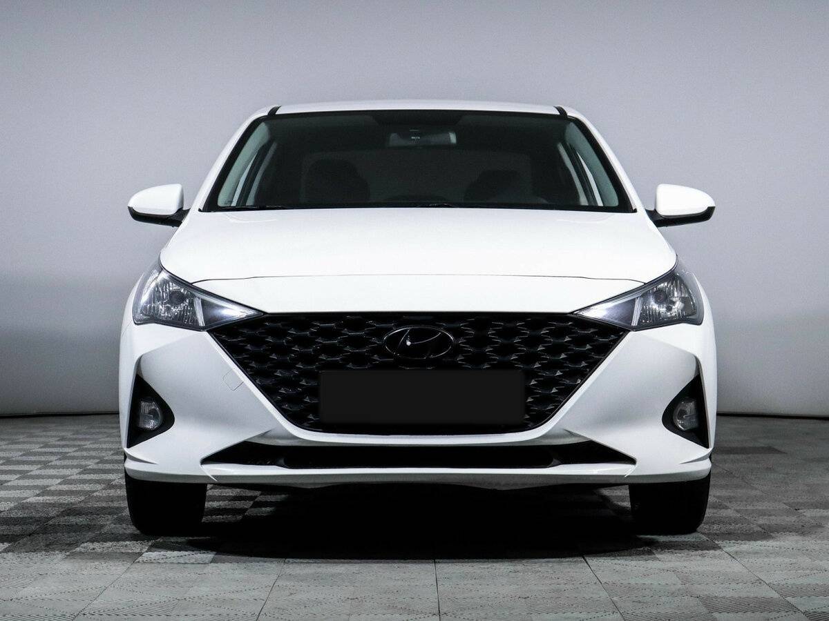 Hyundai Solaris II Рестайлинг, 2021 - фото №2