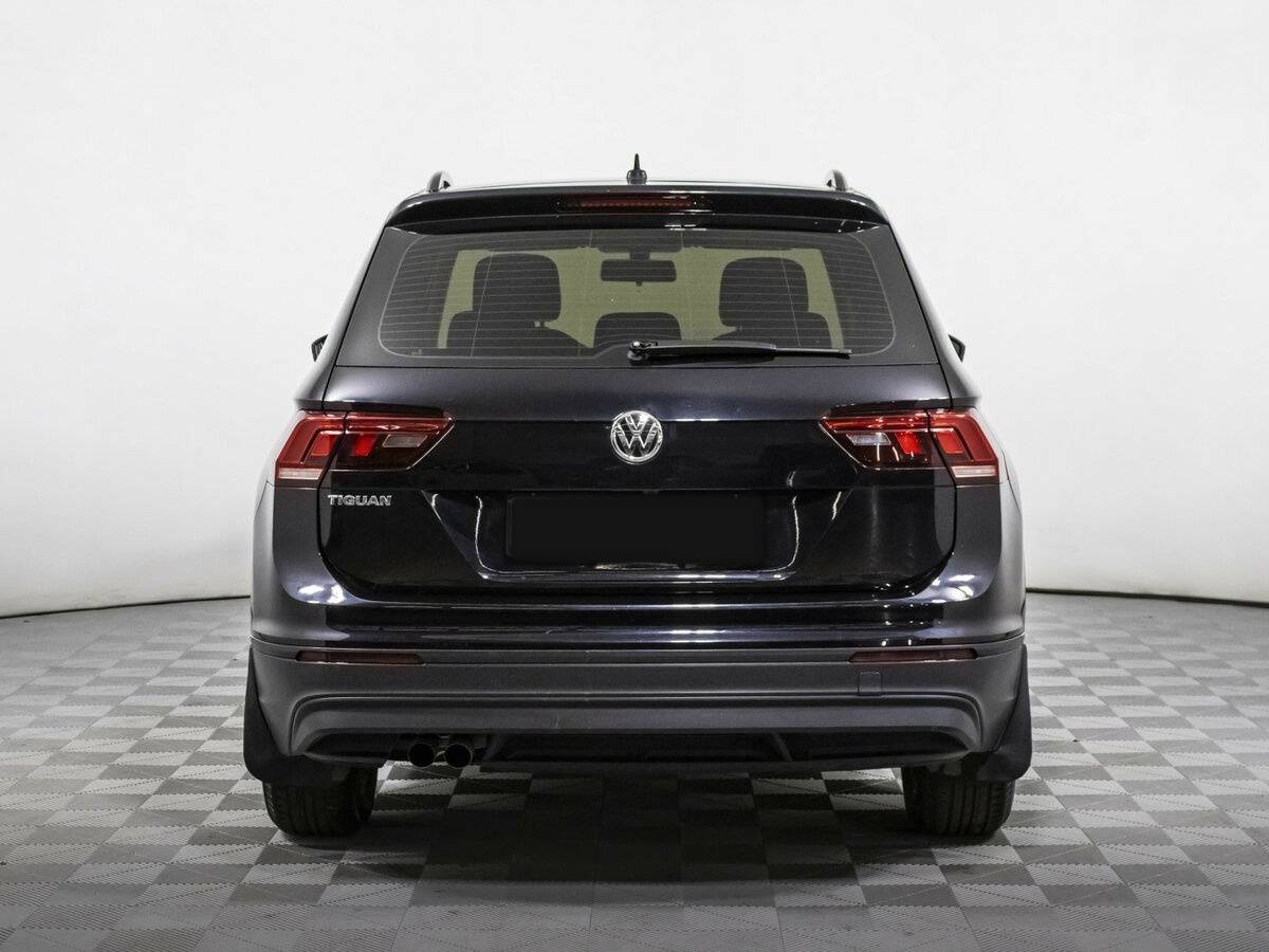 Volkswagen Tiguan II, 2018 - фото №4