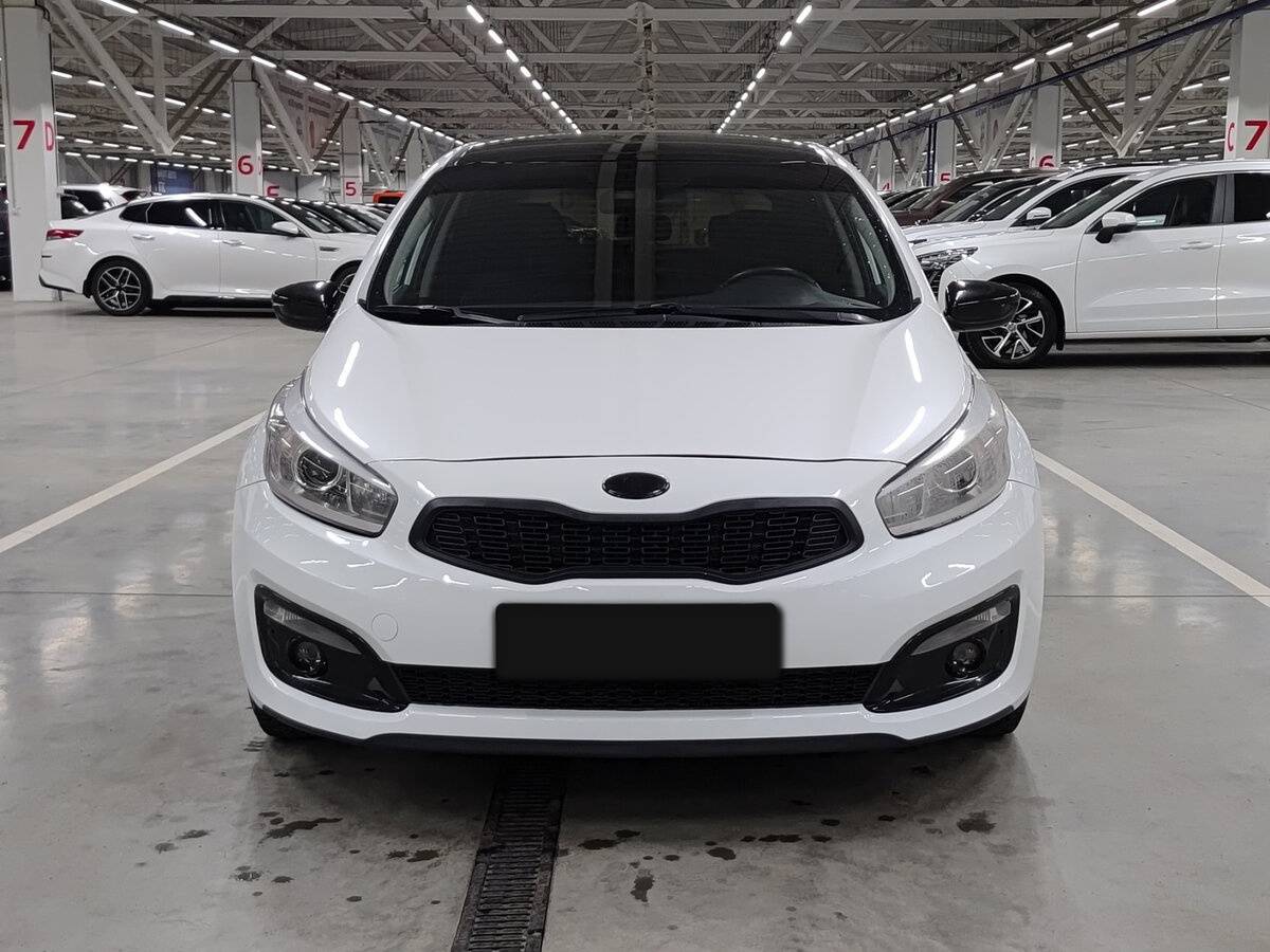 Kia Ceed II Рестайлинг, 2018 - фото №2