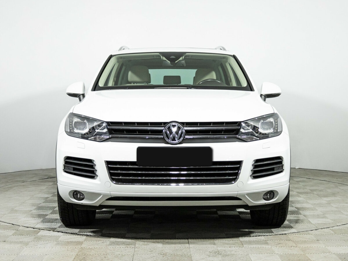 Volkswagen Touareg II, 2013 - фото №2