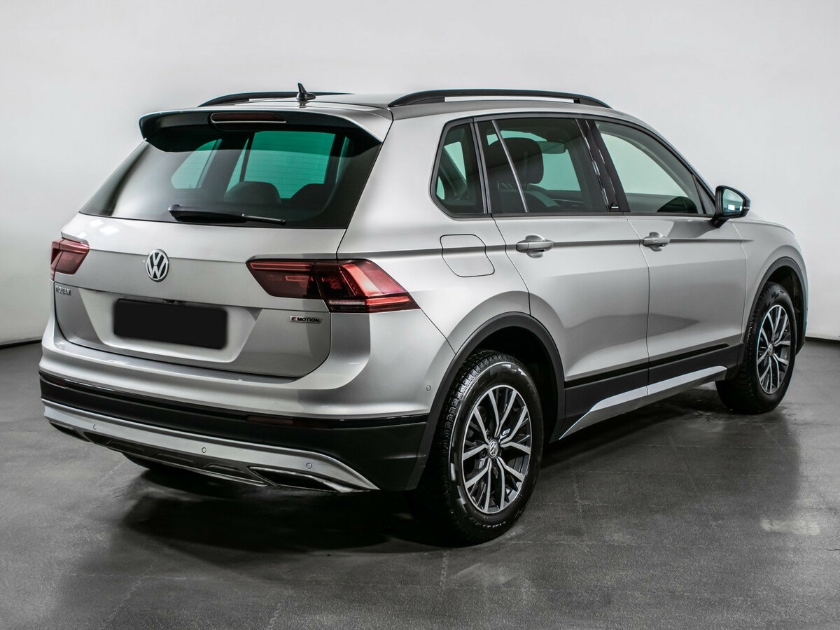 Volkswagen Tiguan II, 2019 - фото №4