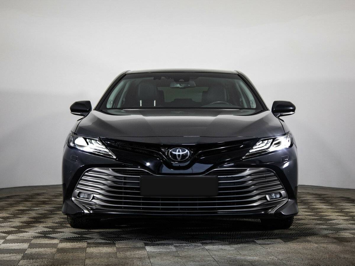 Toyota Camry VIII (XV70), 2018 - фото №2