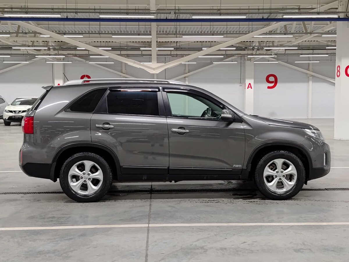 Kia Sorento II Рестайлинг, 2013 - фото №4