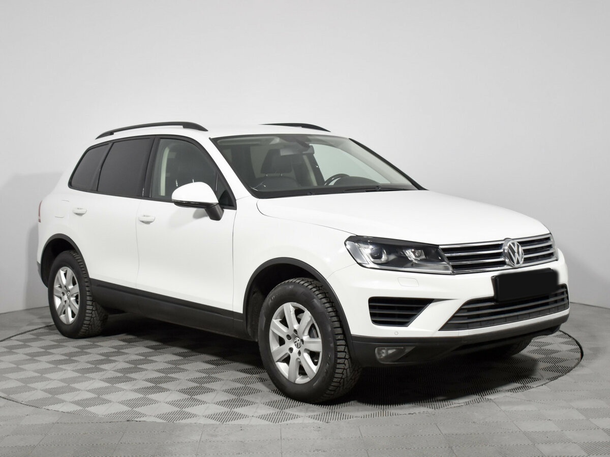 Volkswagen Touareg II Рестайлинг, 2015 - фото №3