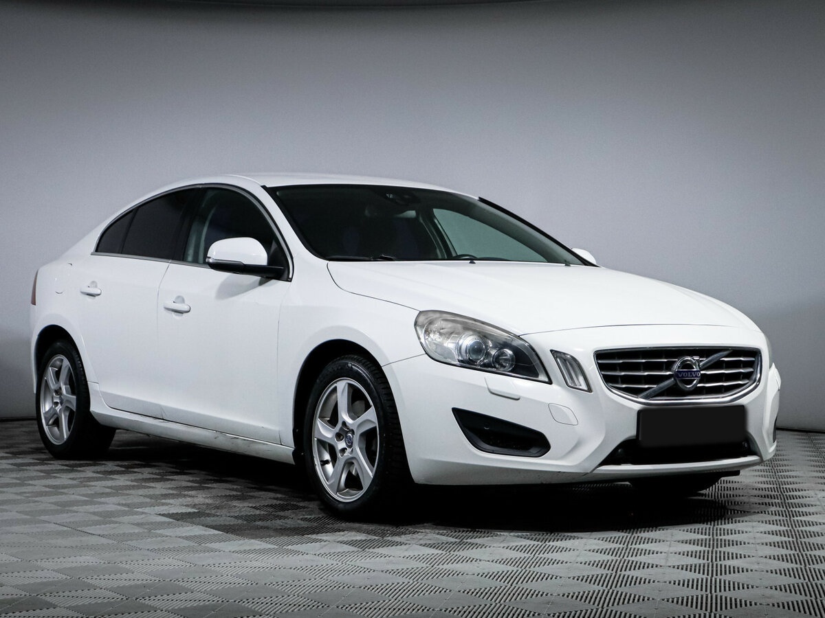 Volvo S60 II, 2012 - фото №3