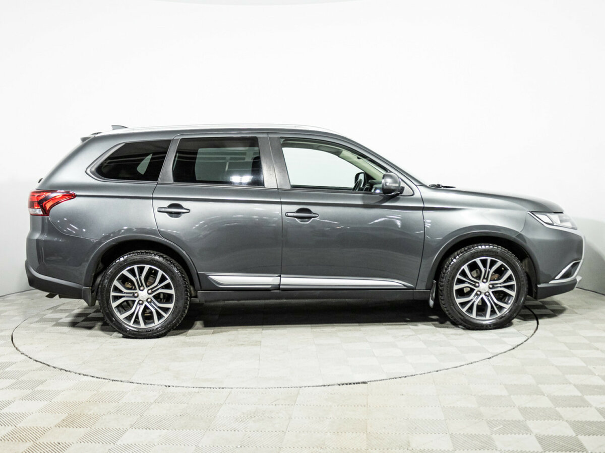Mitsubishi Outlander III Рестайлинг 2, 2017 - фото №4