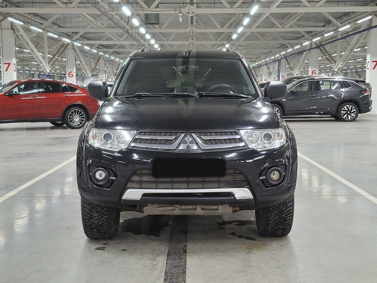 Mitsubishi Pajero Sport II Рестайлинг, 2014 - фото №2